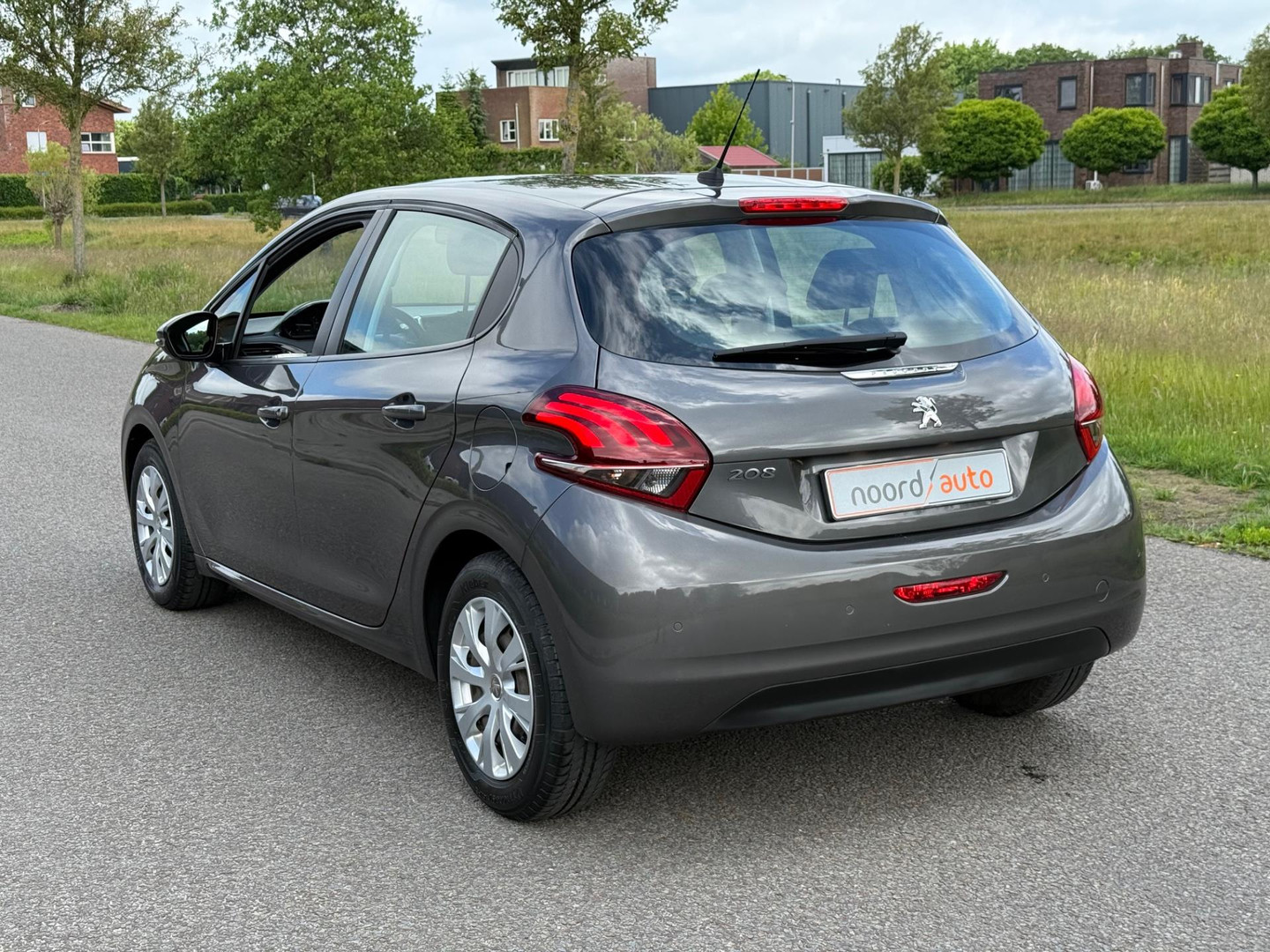 Peugeot Peugeot