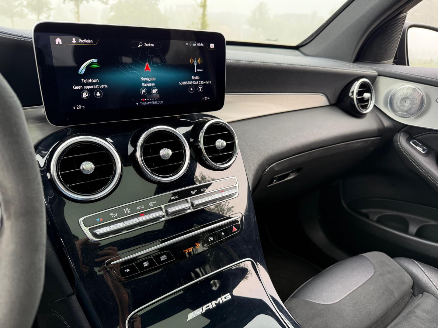 Mercedes-Benz Mercedes-Benz