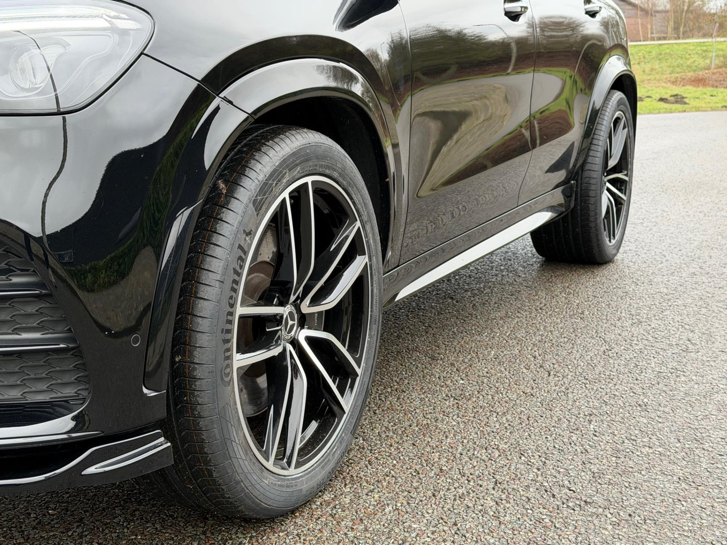 Mercedes-Benz Mercedes-Benz