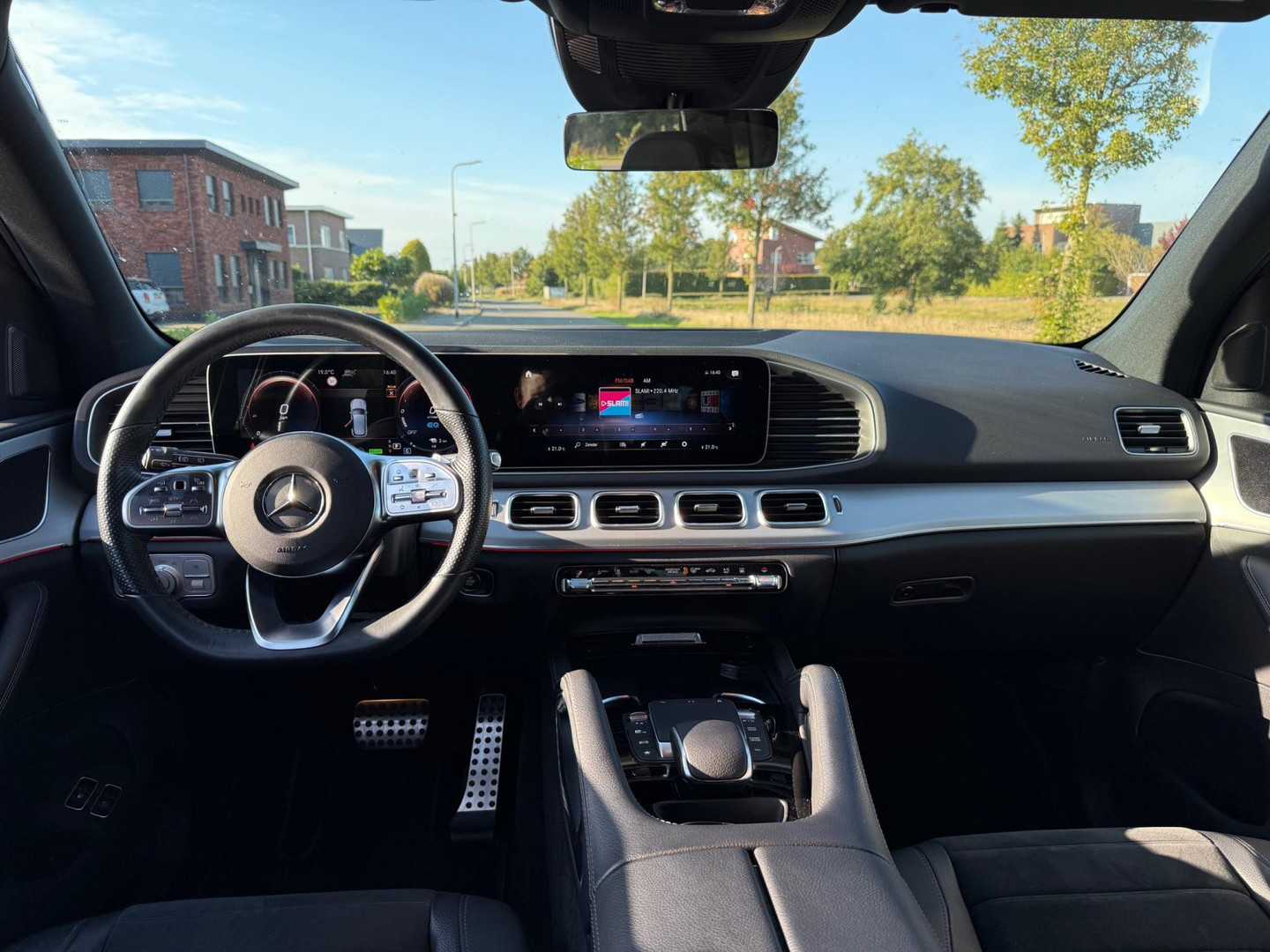 Mercedes-Benz Mercedes-Benz