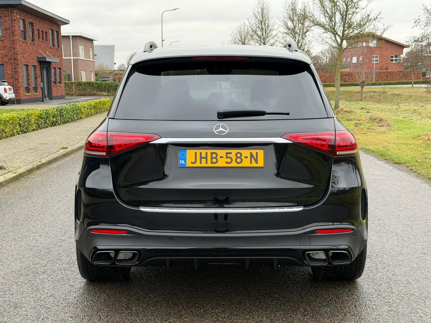 Mercedes-Benz Mercedes-Benz