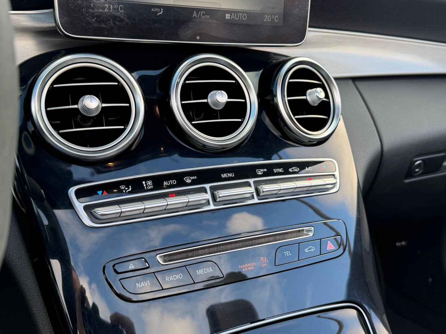 Mercedes-Benz Mercedes-Benz