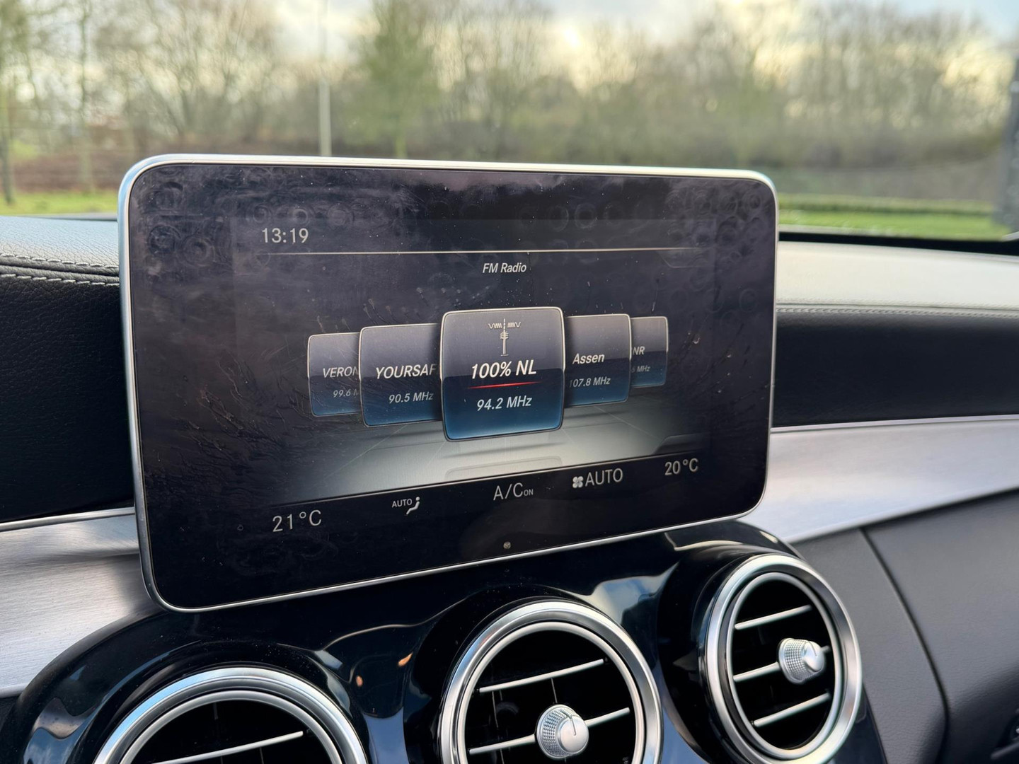 Mercedes-Benz Mercedes-Benz