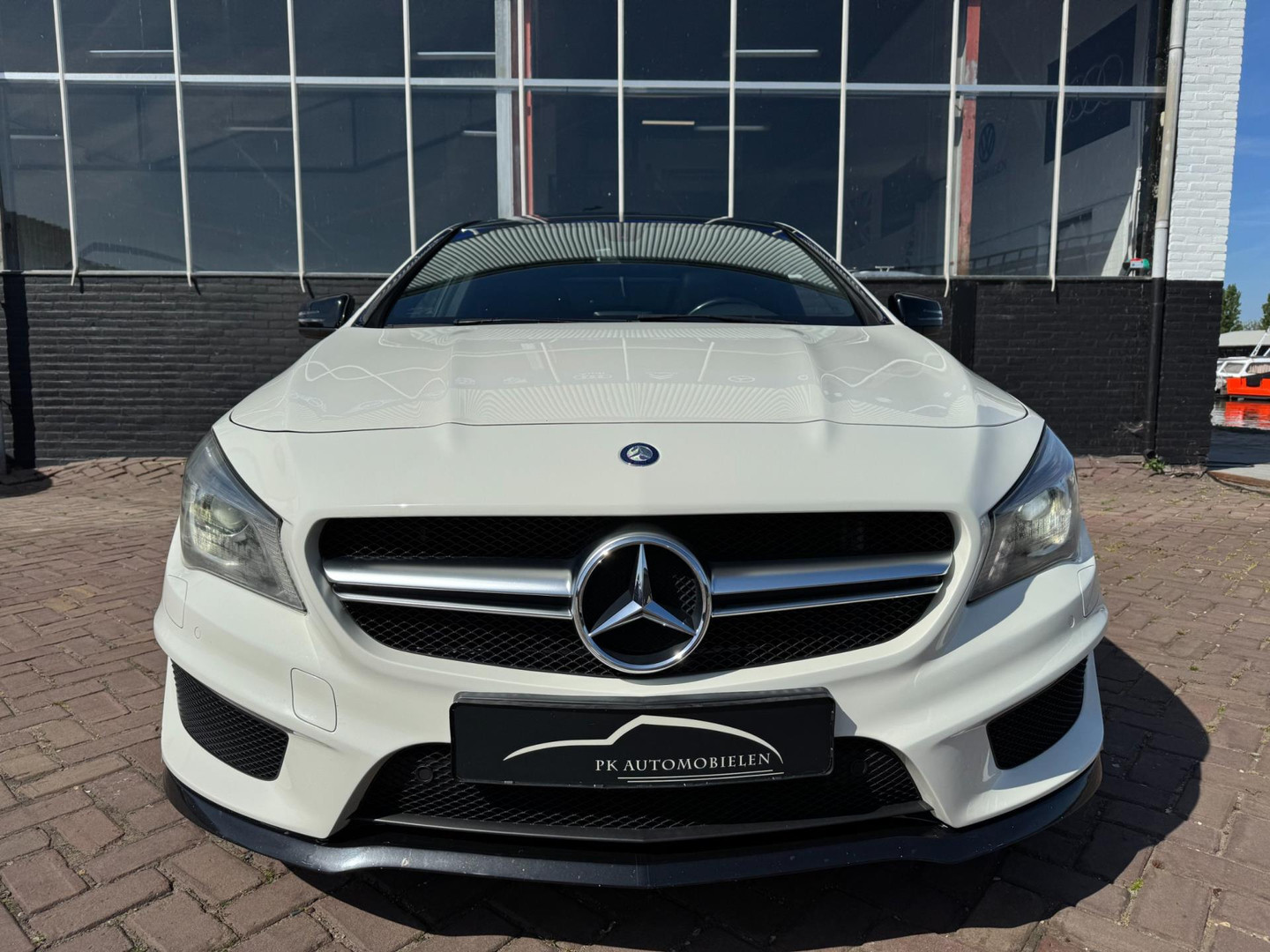 Mercedes-Benz