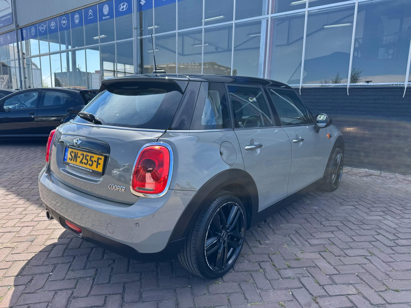 MINI