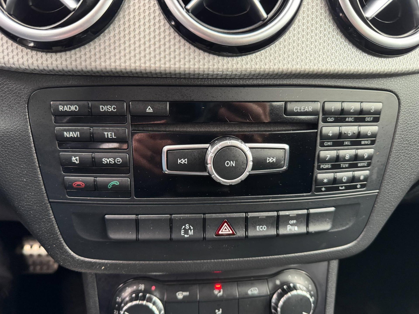 Mercedes-Benz Mercedes-Benz