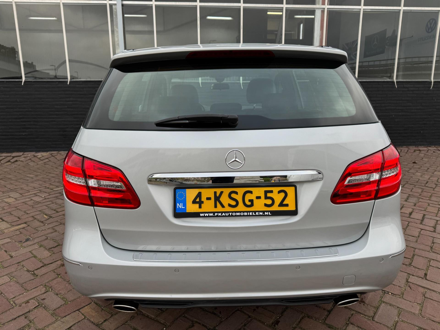 Mercedes-Benz Mercedes-Benz