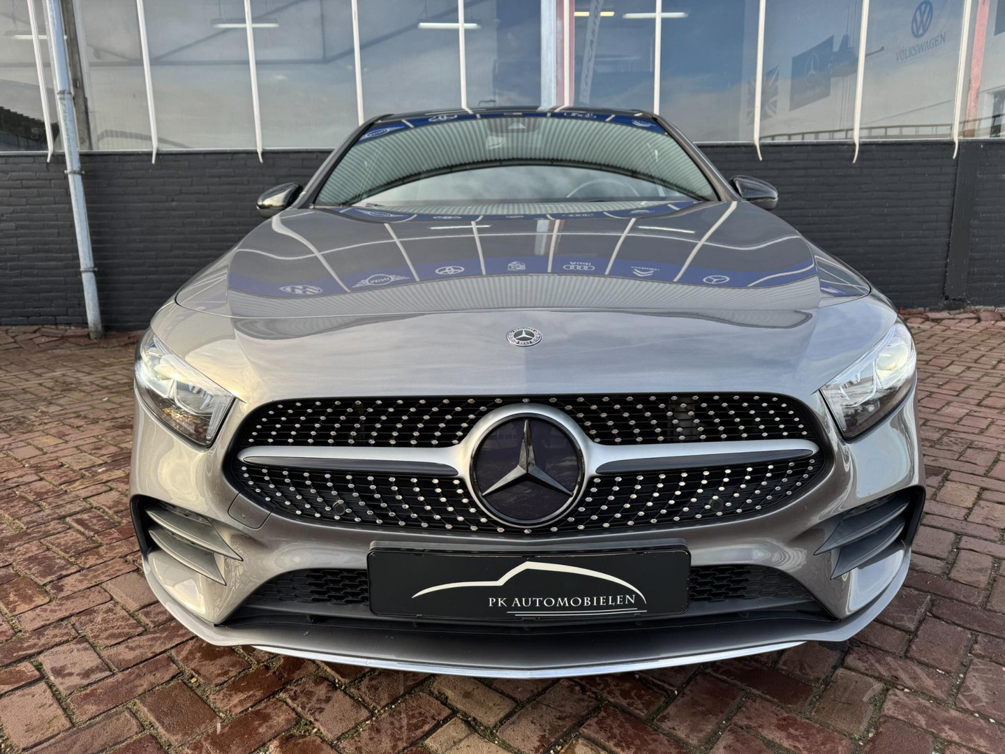 Mercedes-Benz Mercedes-Benz