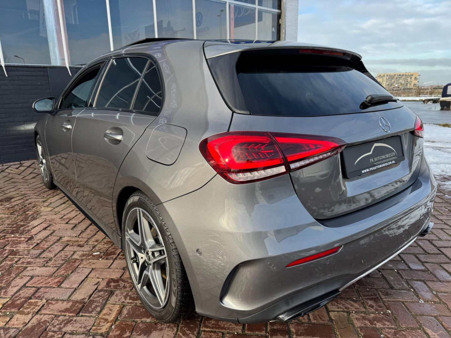 Mercedes-Benz Mercedes-Benz