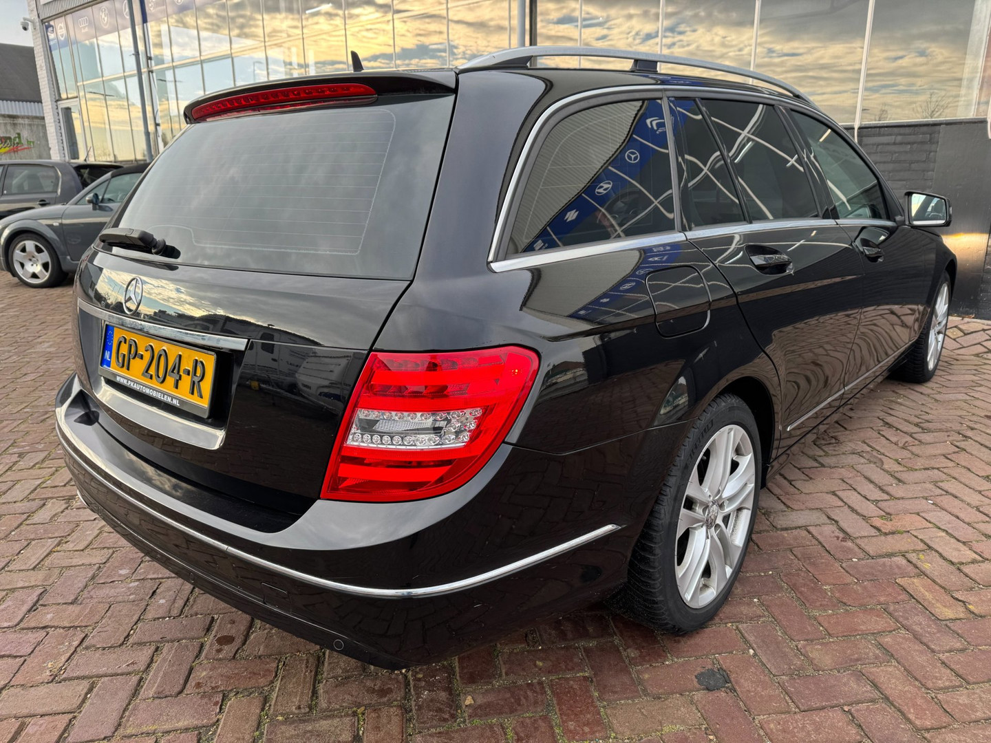 Mercedes-Benz Mercedes-Benz