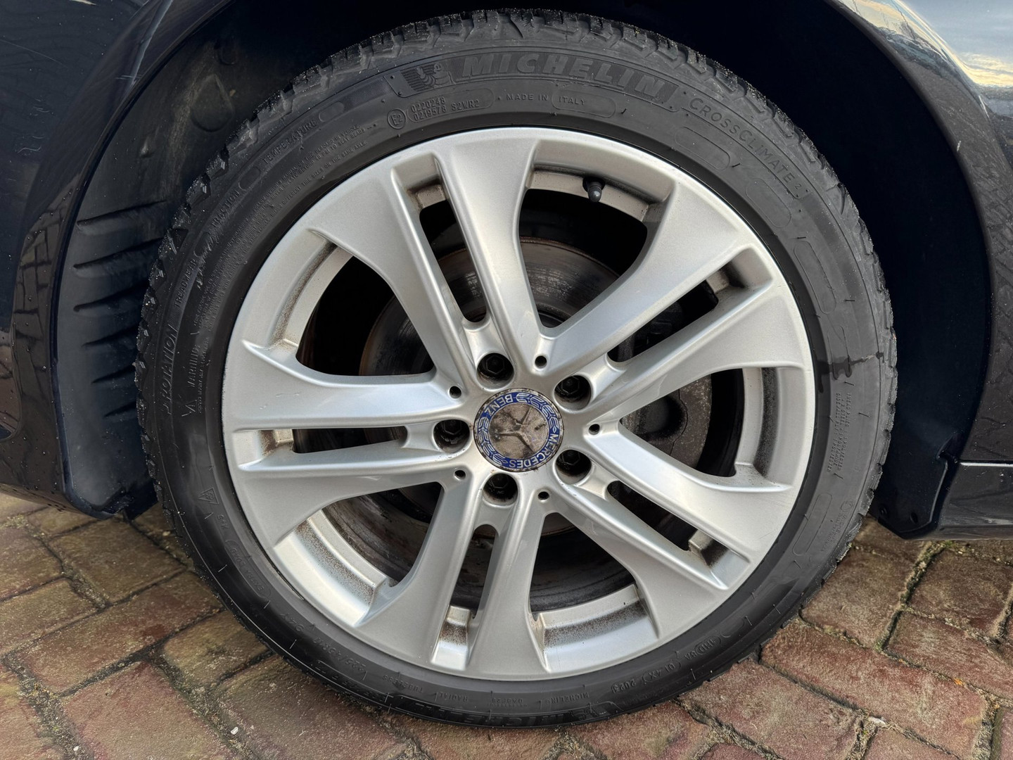 Mercedes-Benz Mercedes-Benz