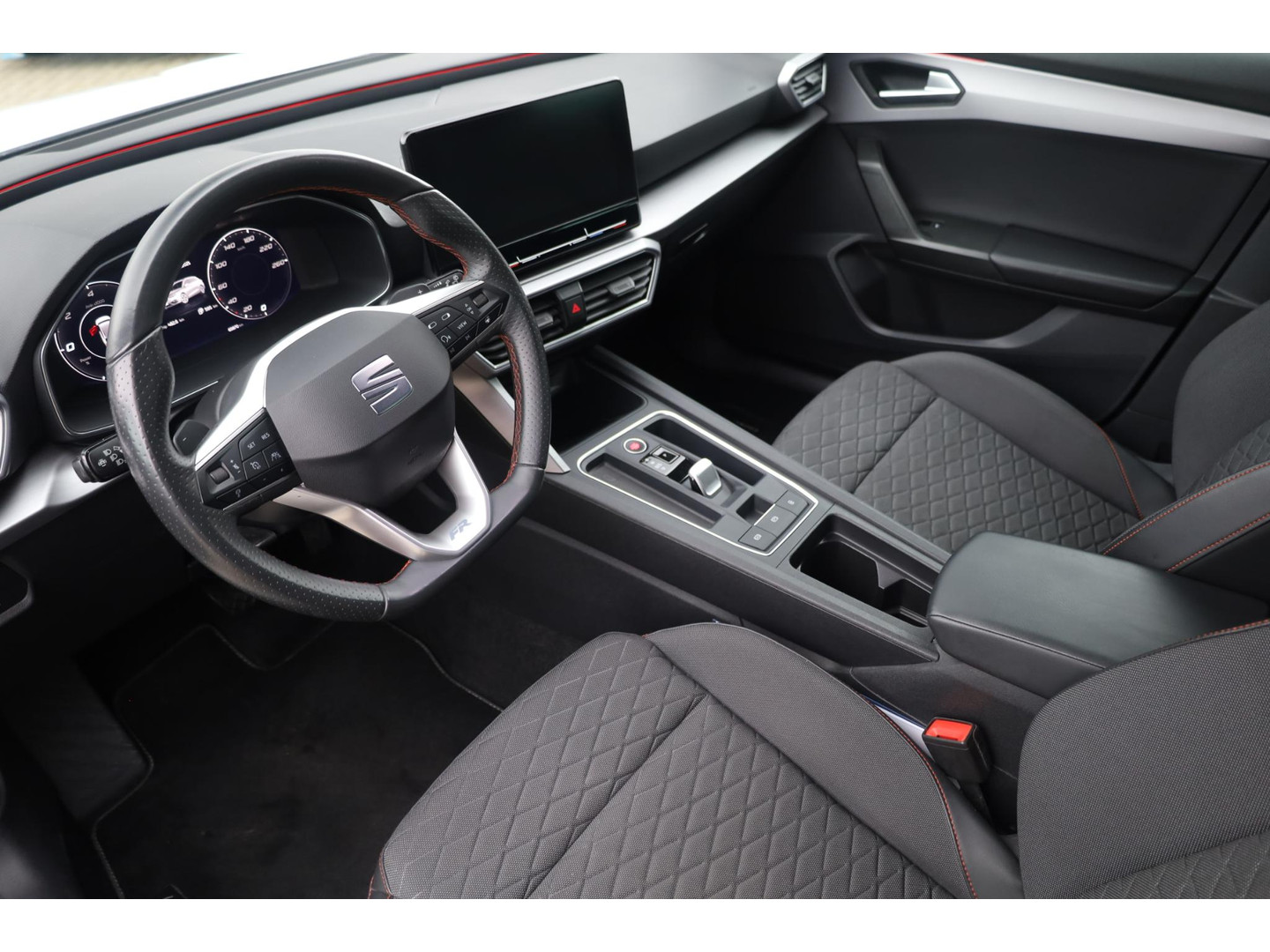 SEAT SEAT