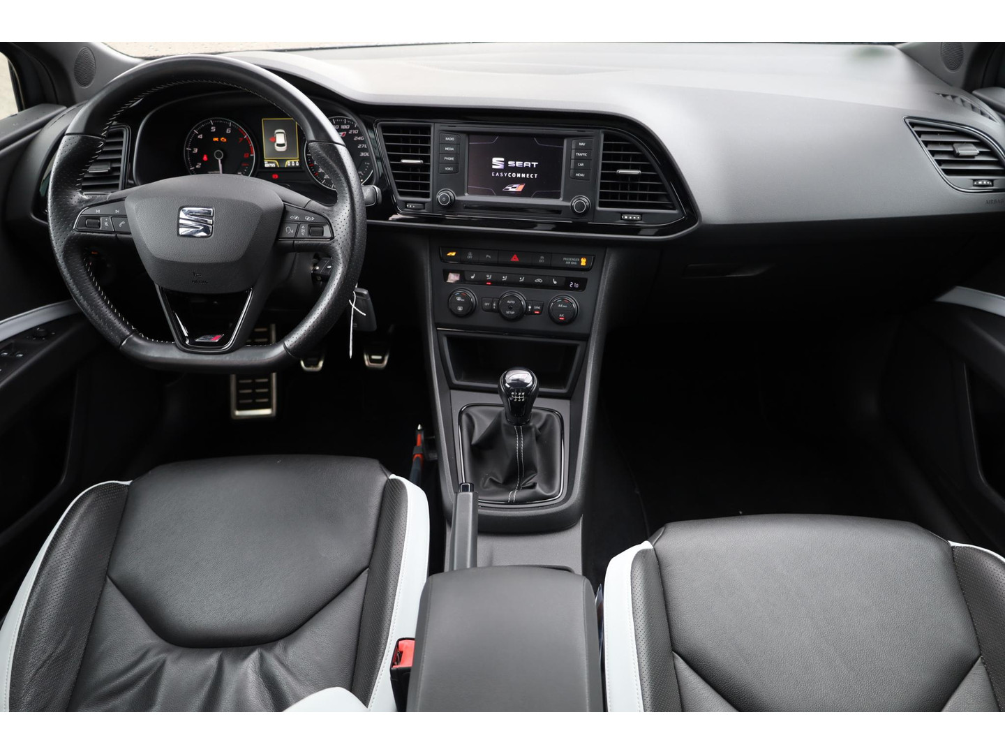 SEAT SEAT