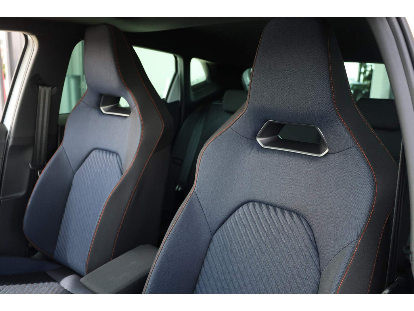 SEAT SEAT