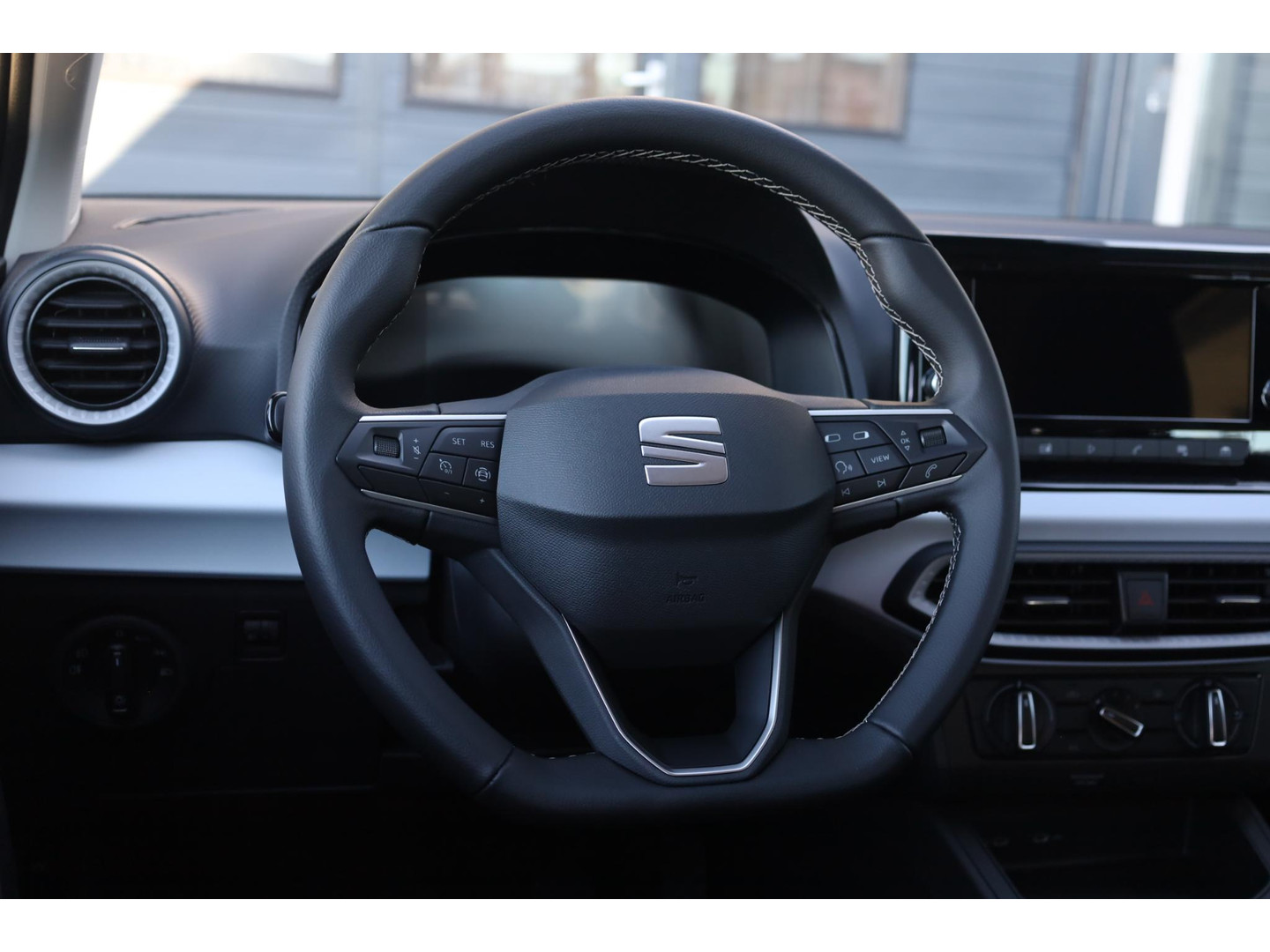 SEAT SEAT