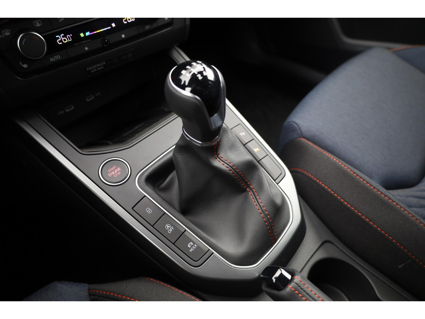 SEAT SEAT