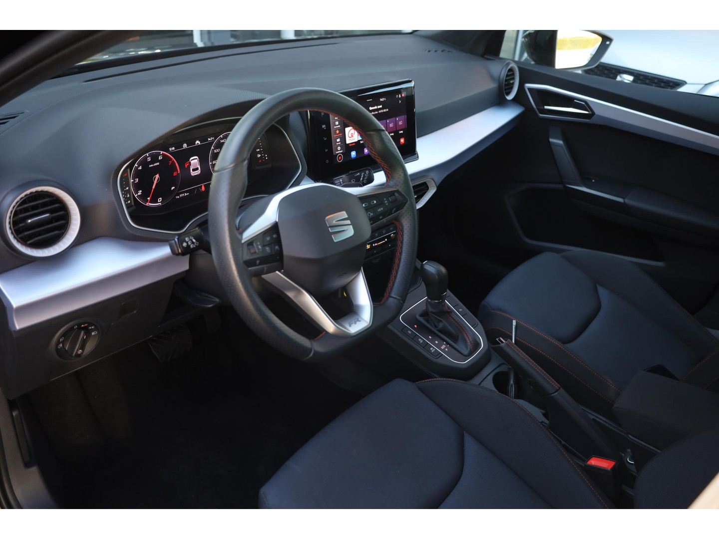 SEAT SEAT
