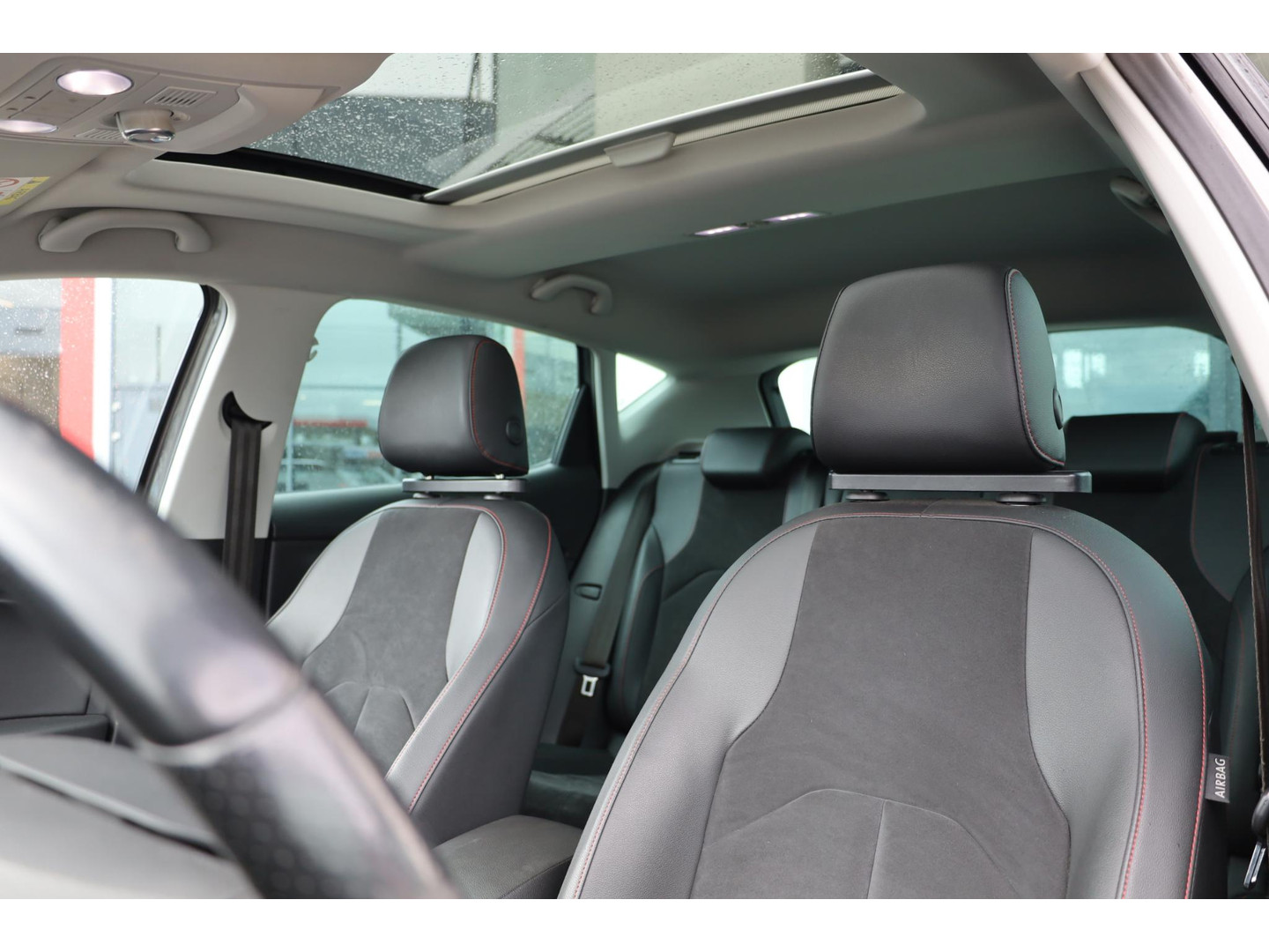 SEAT SEAT