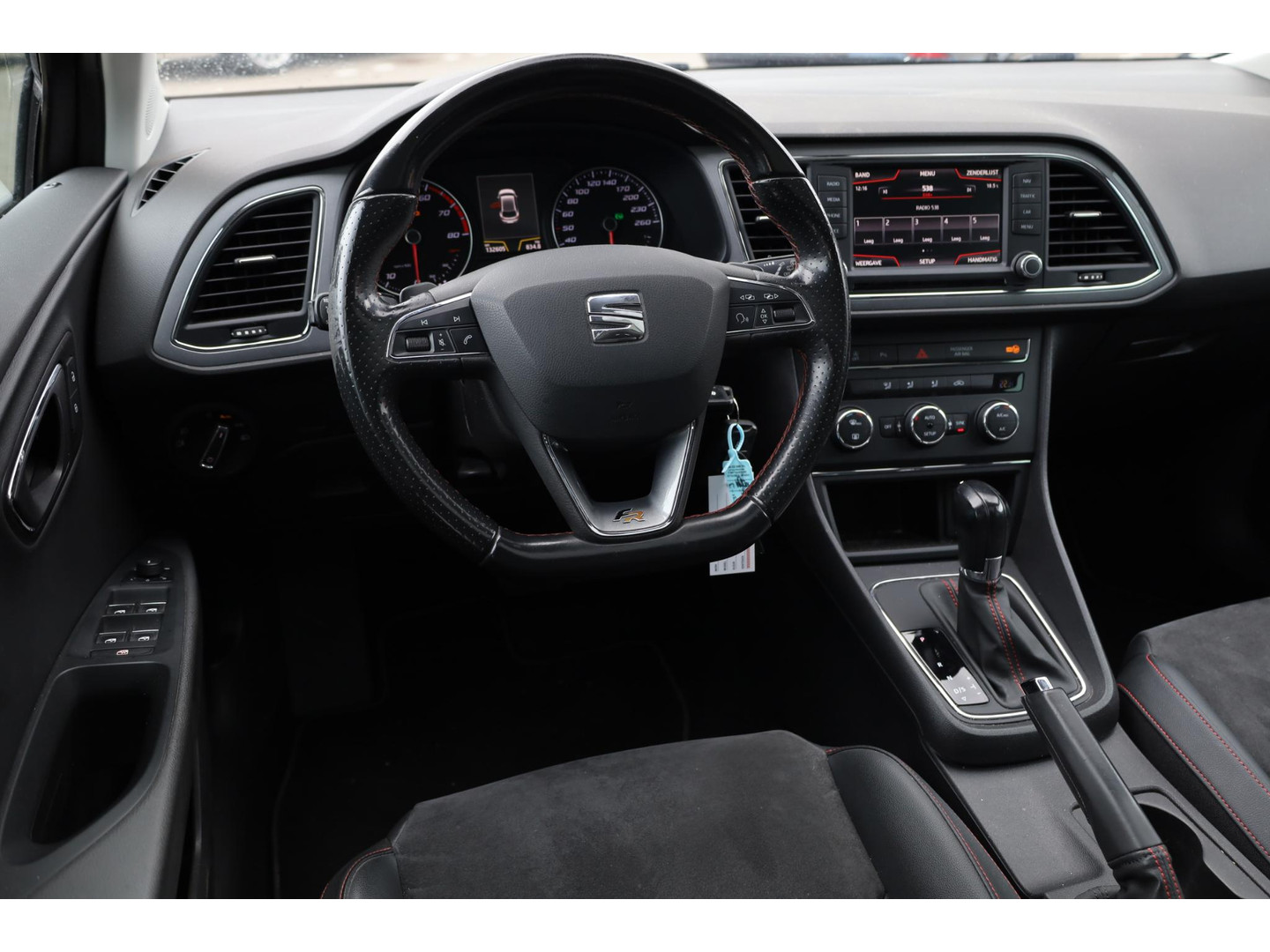 SEAT SEAT