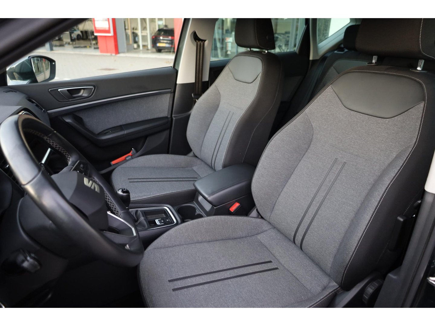 SEAT SEAT