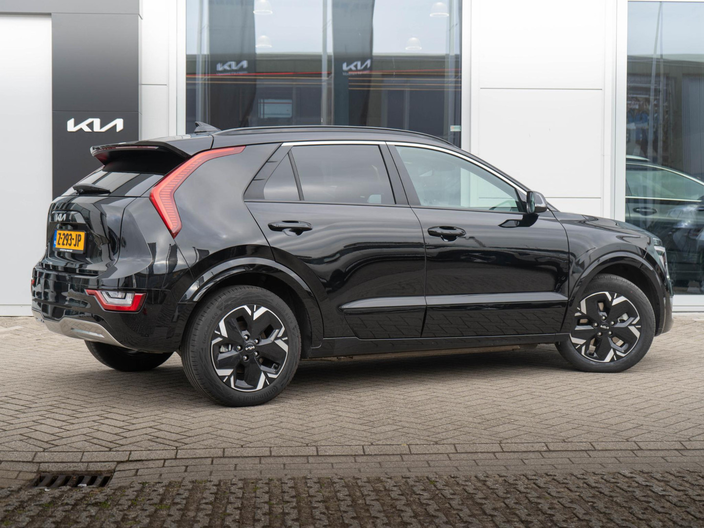 Kia