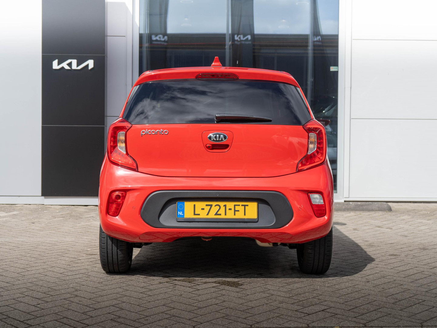 Kia
