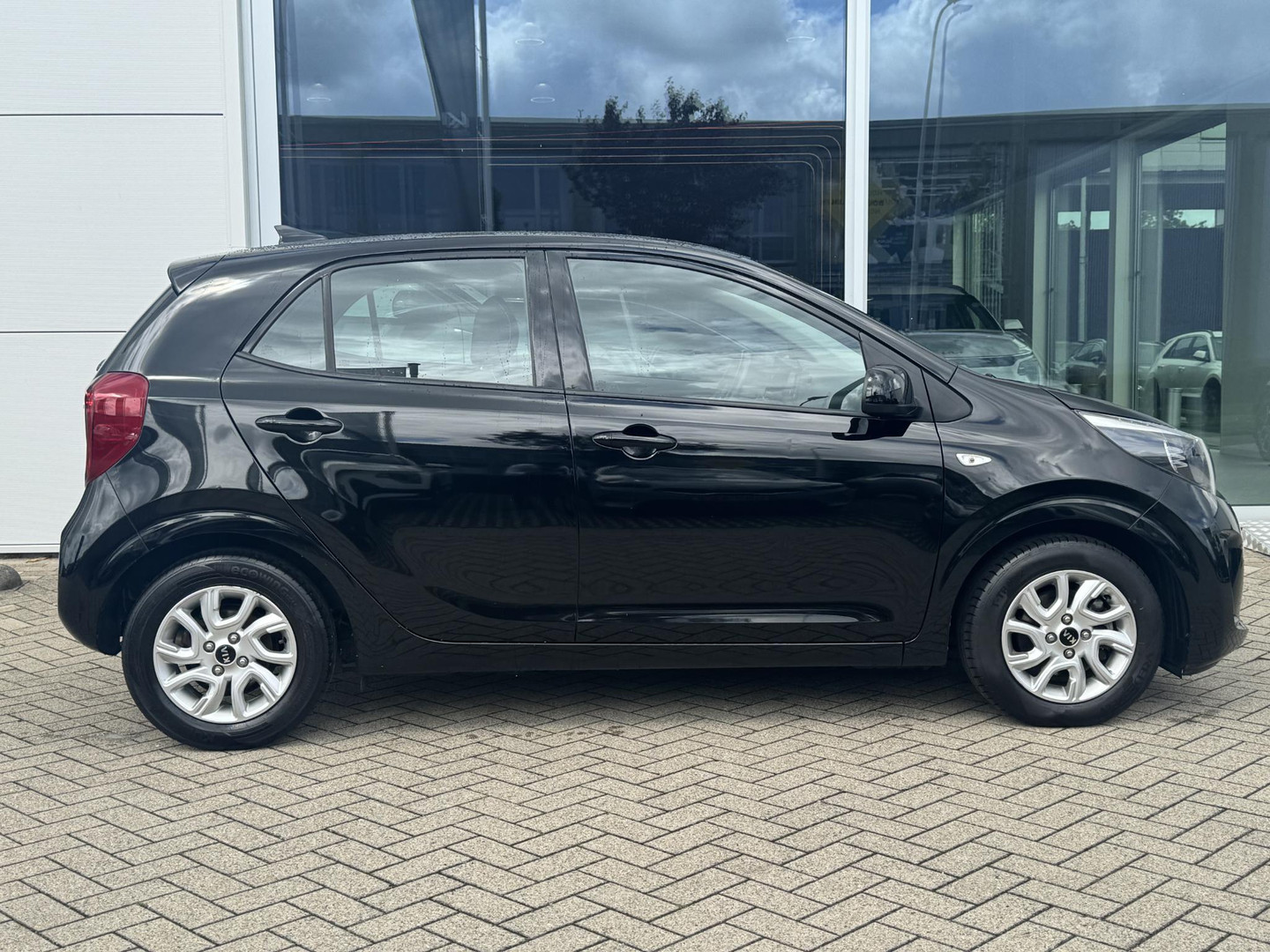 Kia Kia