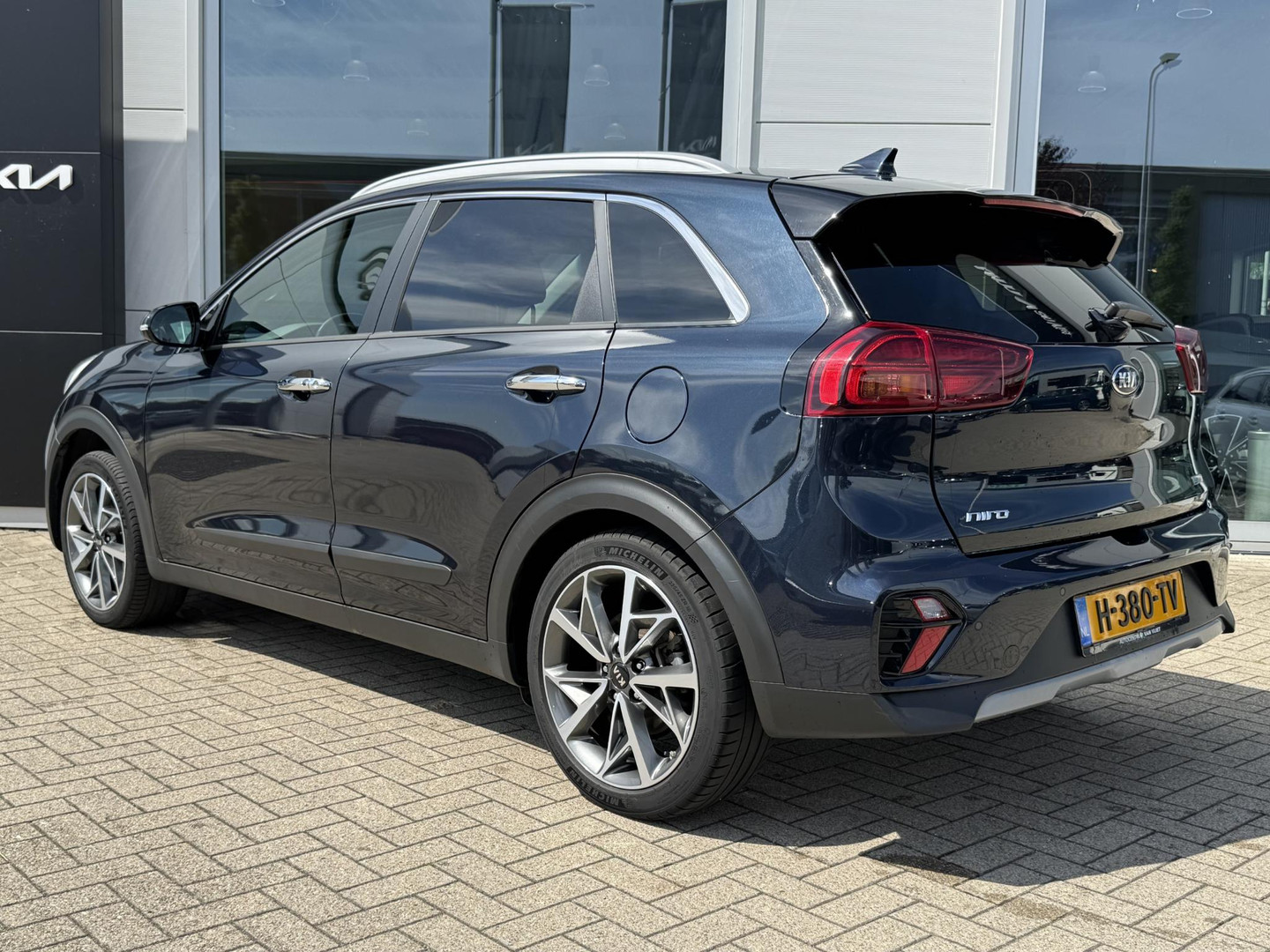 Kia Kia