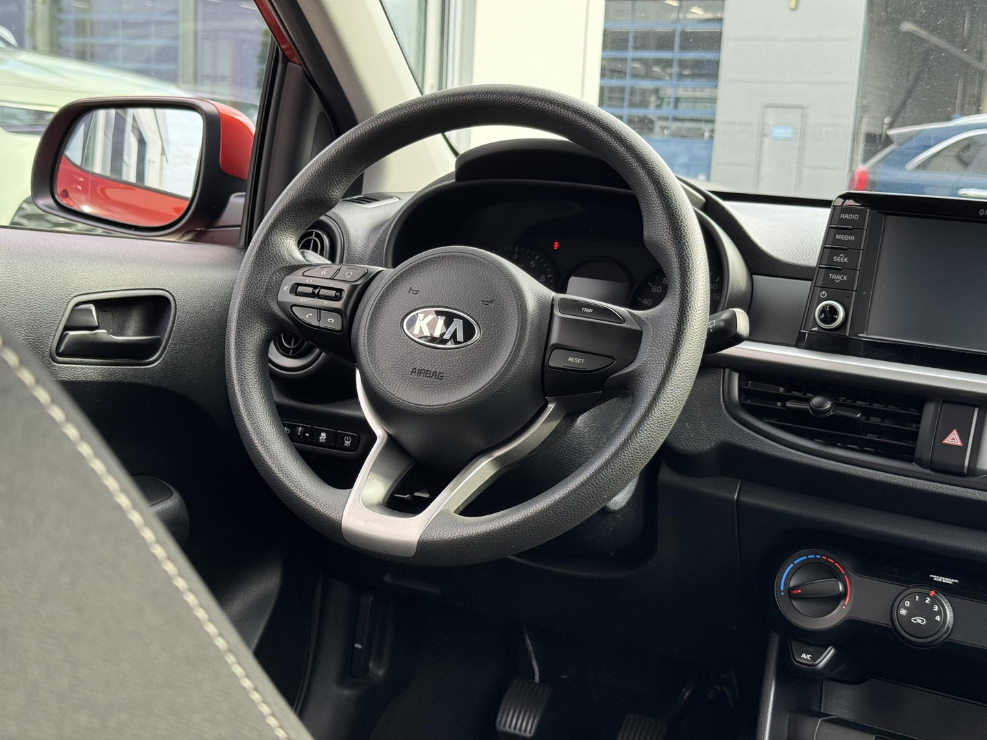Kia Kia