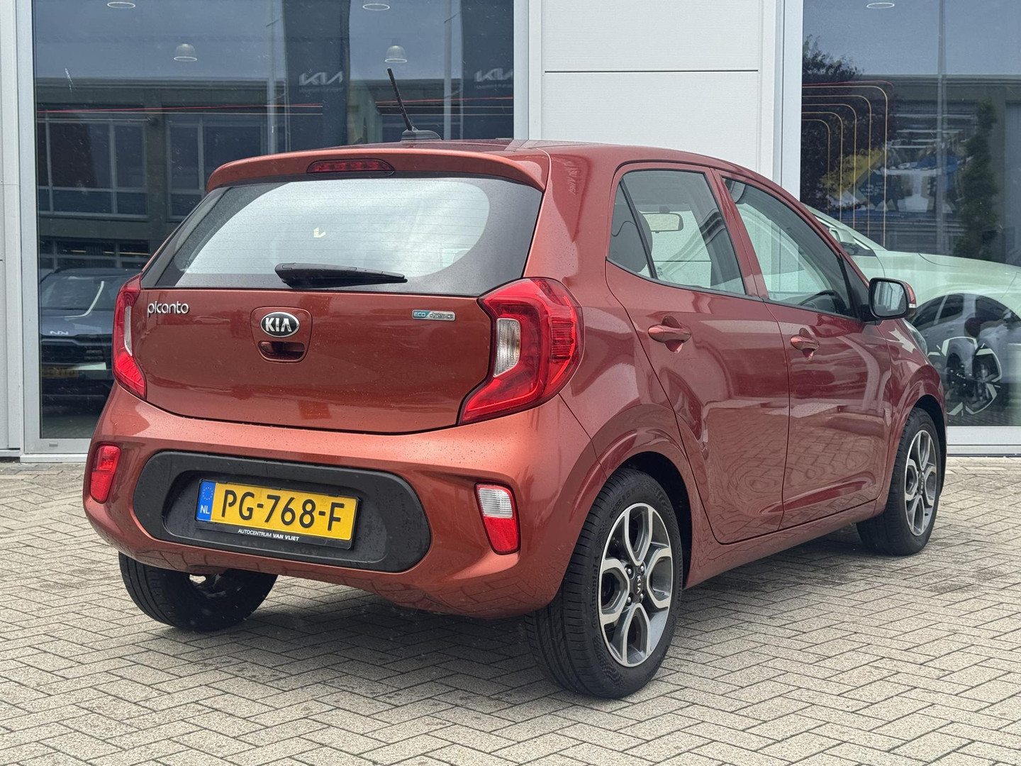 Kia