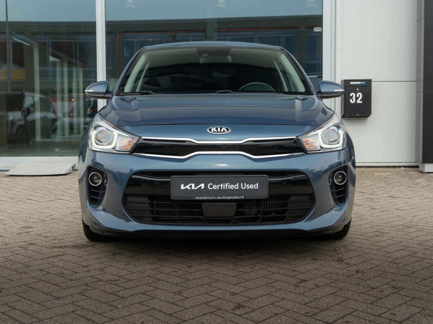 Kia