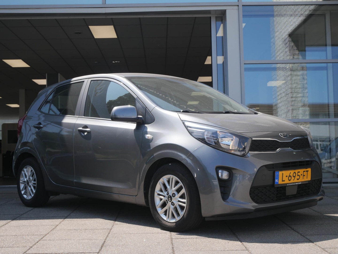 Kia Kia