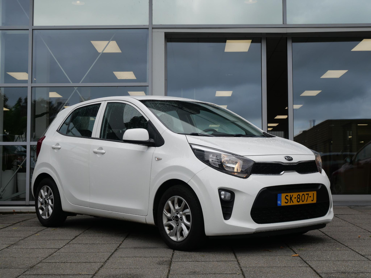 Kia