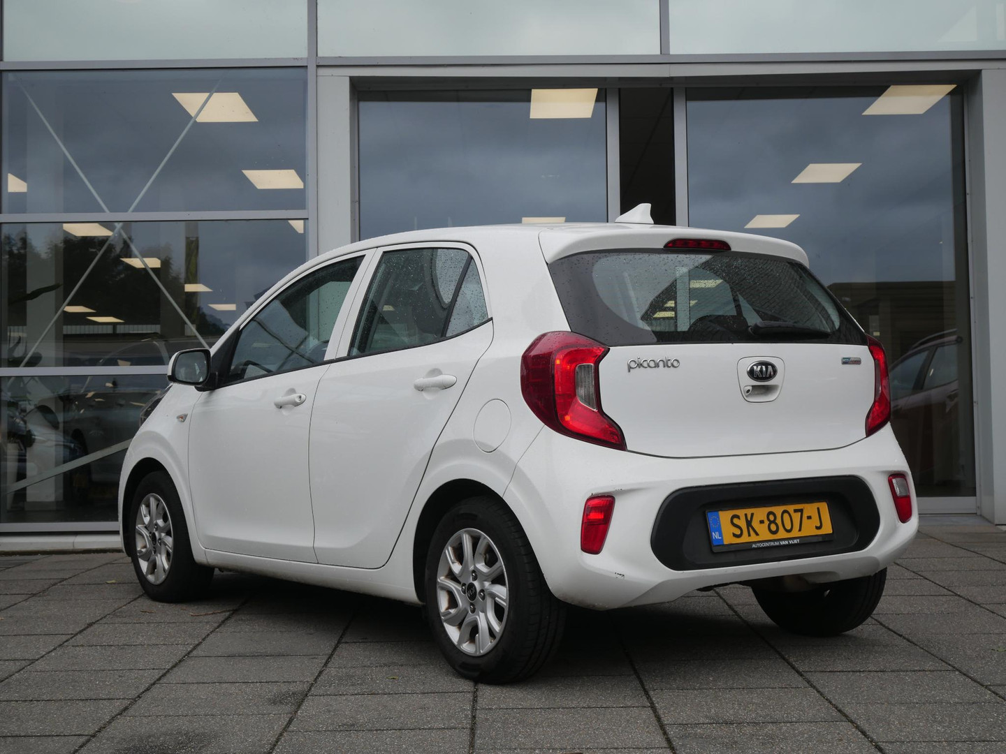 Kia
