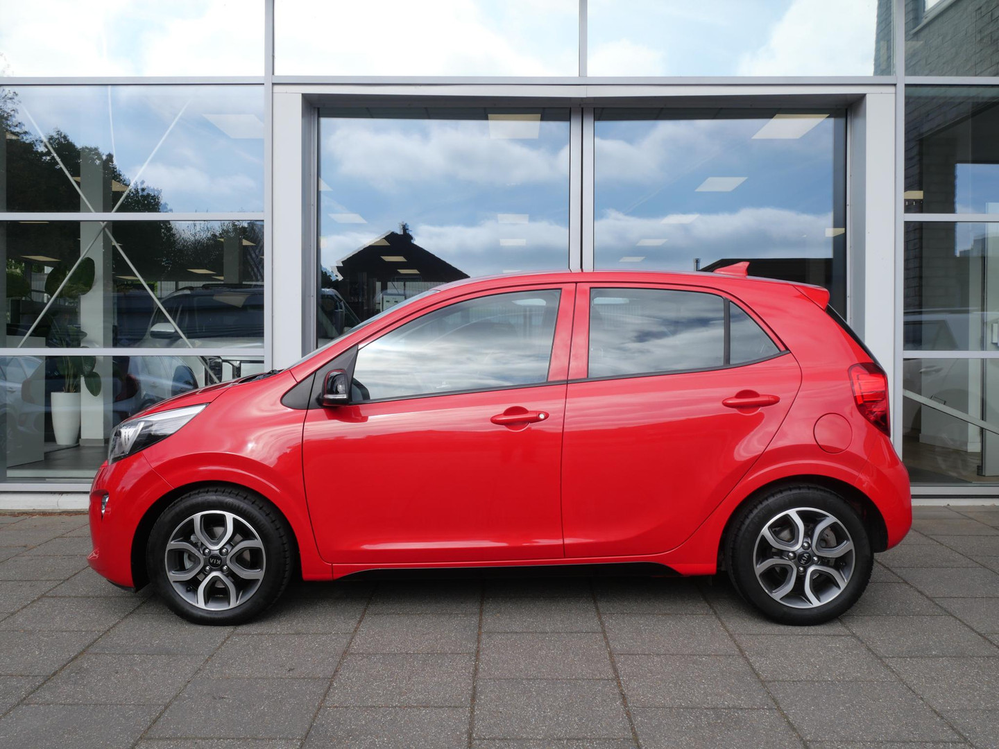 Kia