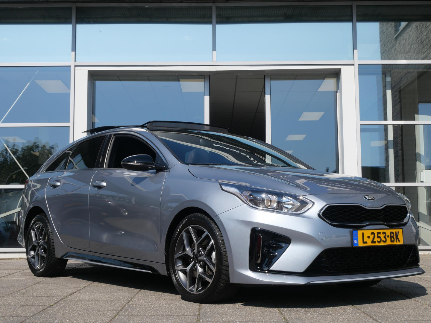 Kia Kia