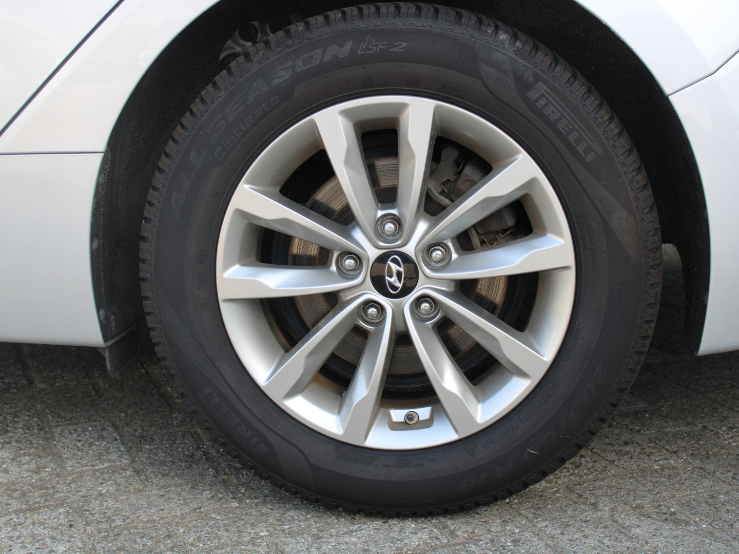 Hyundai Hyundai