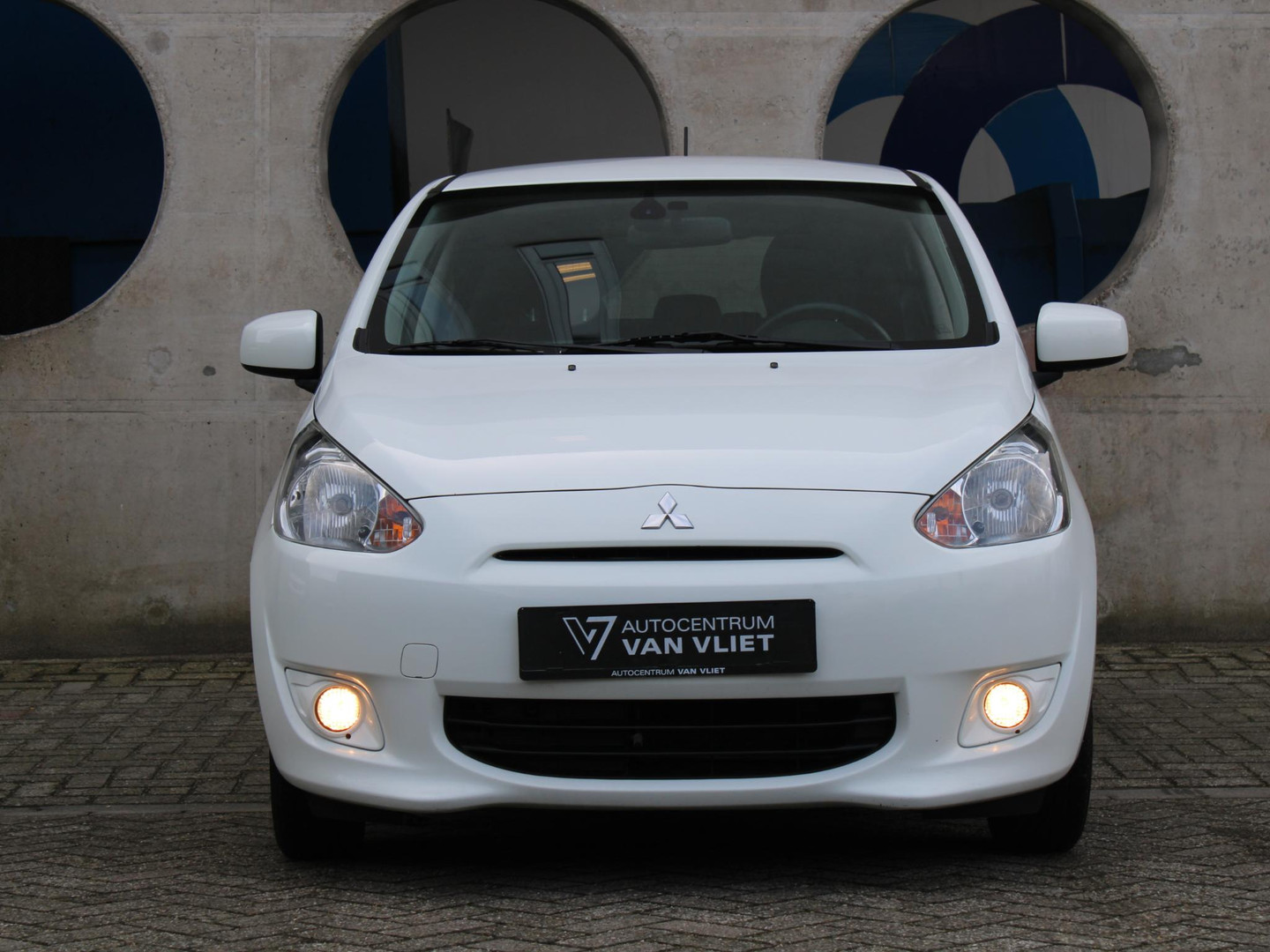 Mitsubishi Mitsubishi