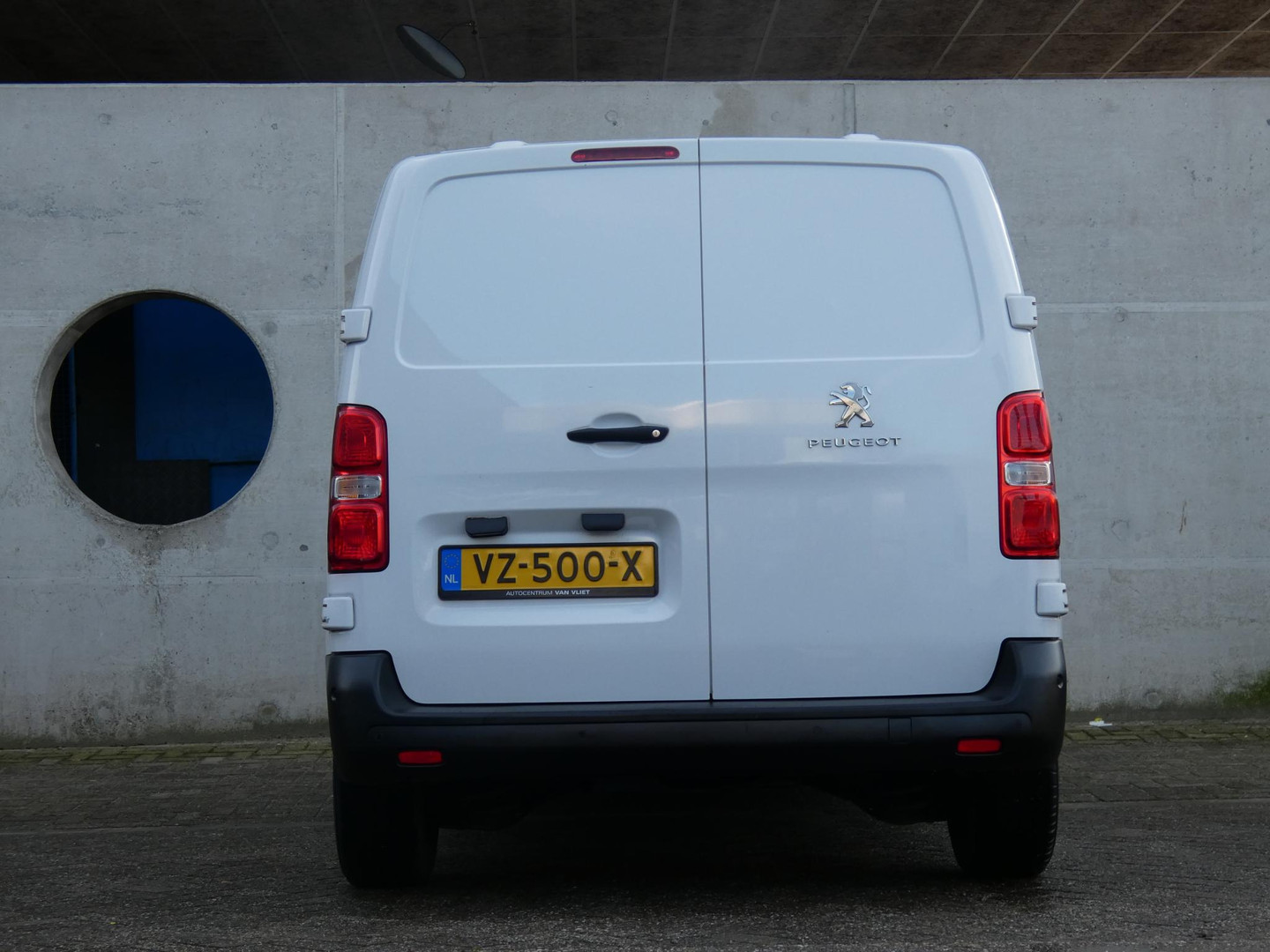 Peugeot Peugeot