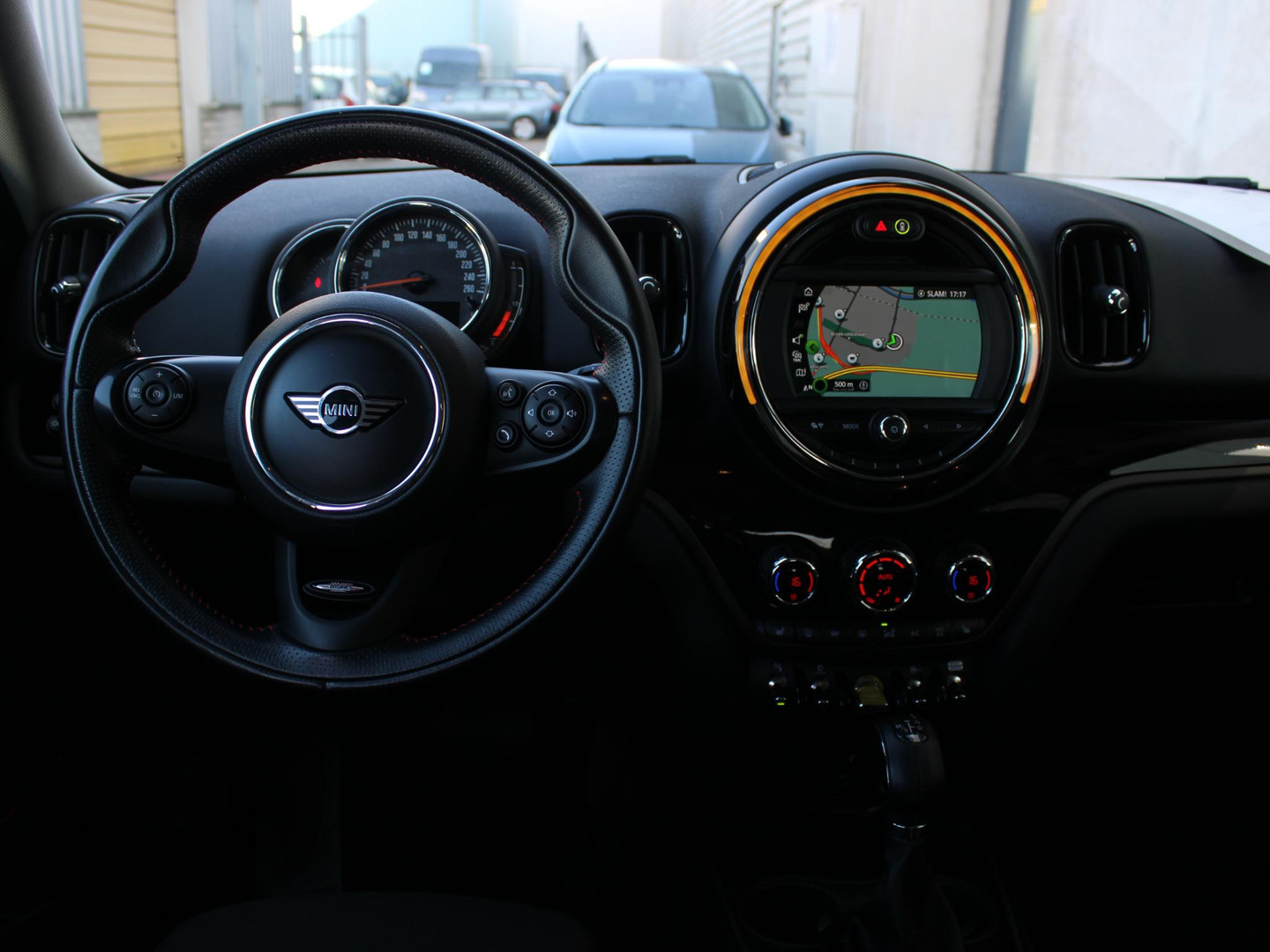 MINI MINI