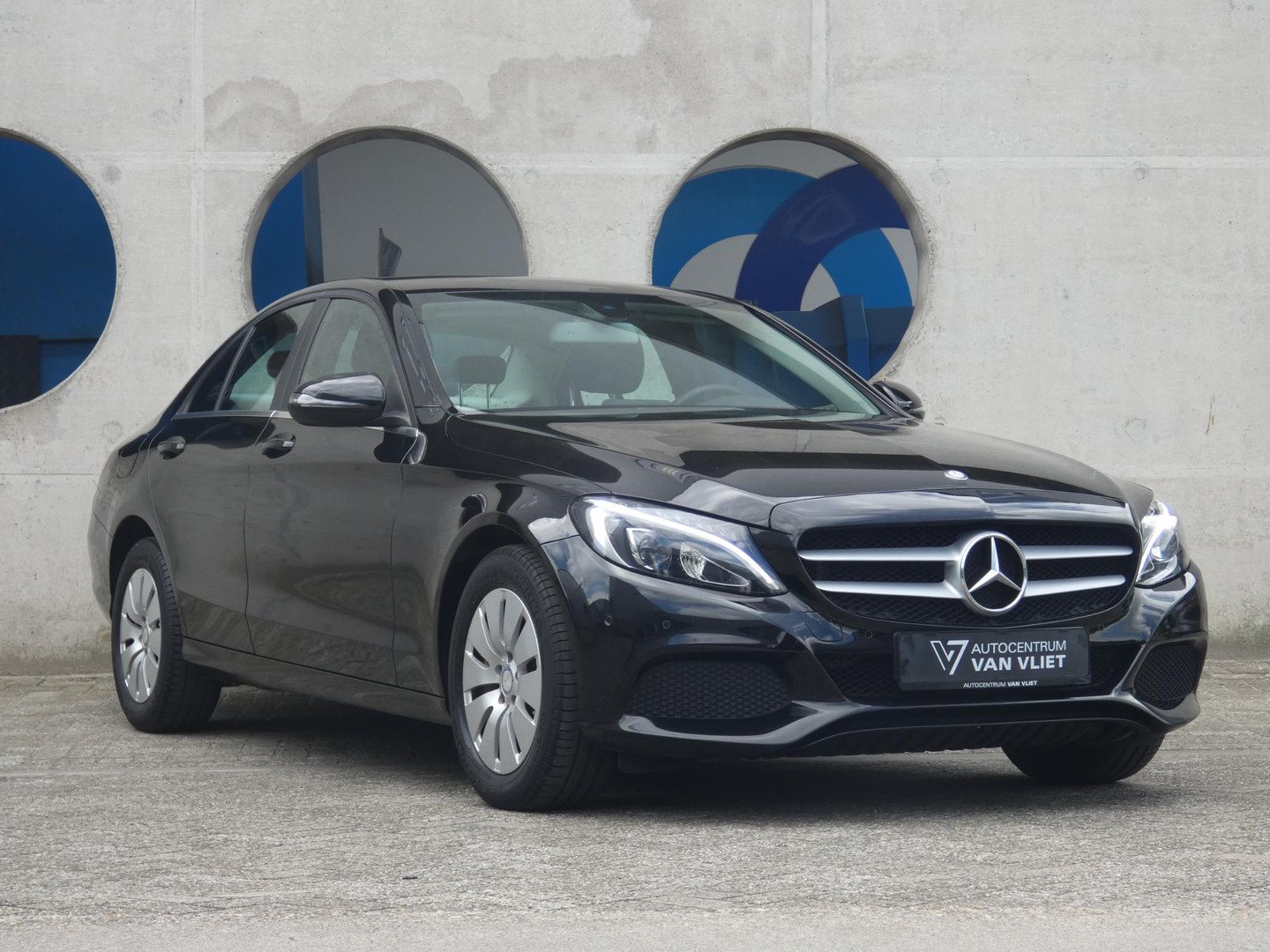 Mercedes-Benz Mercedes-Benz