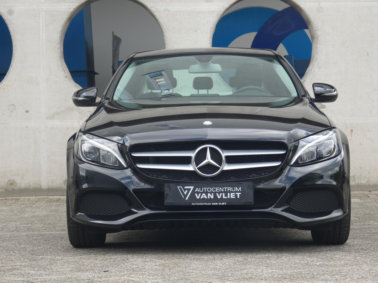 Mercedes-Benz Mercedes-Benz