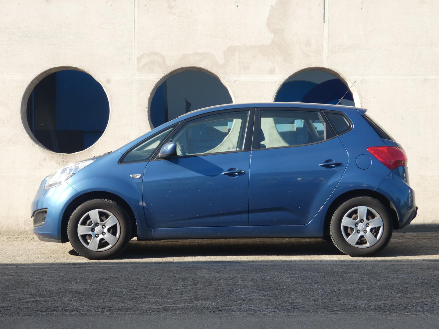 Kia Kia