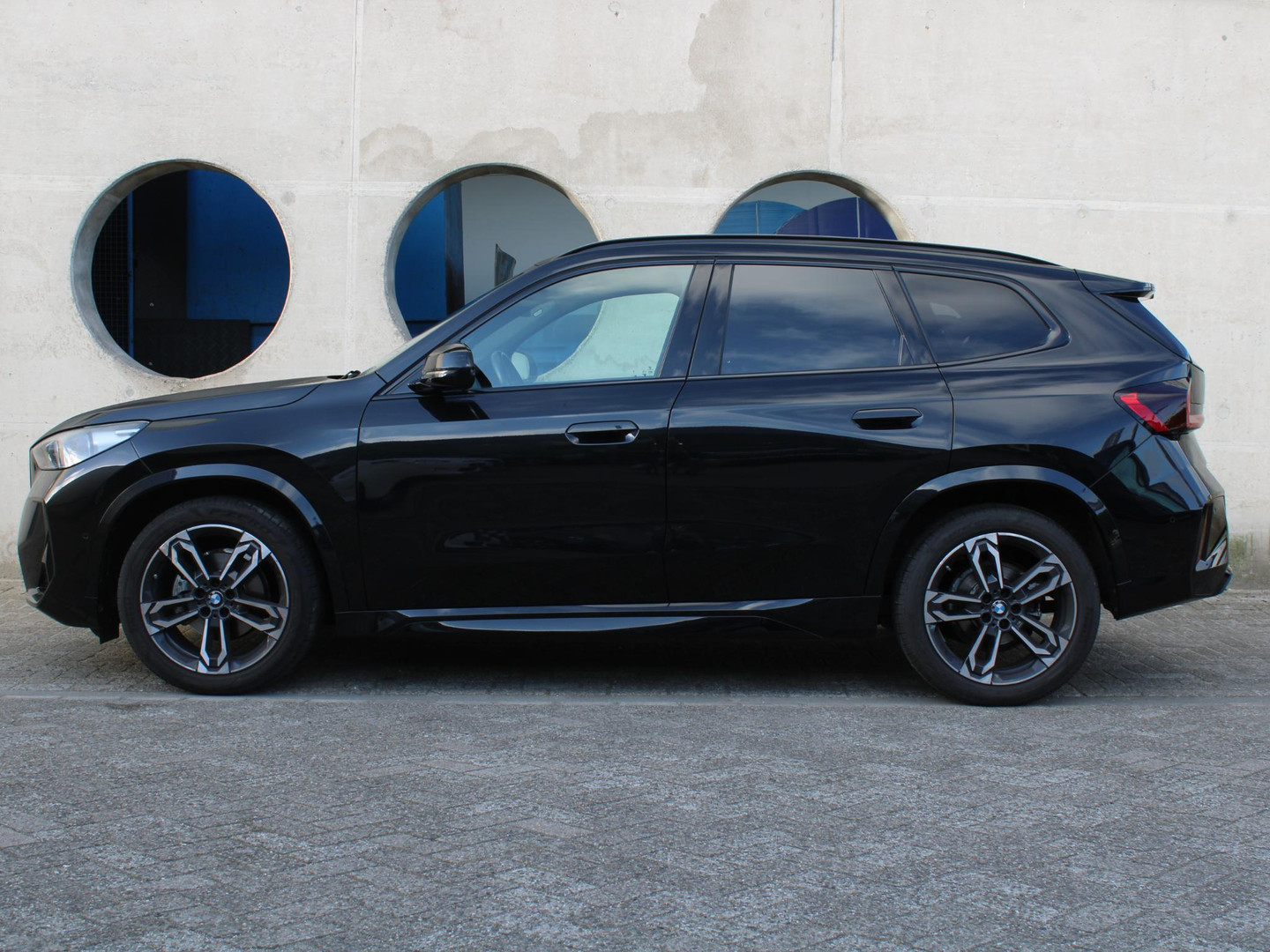 BMW BMW