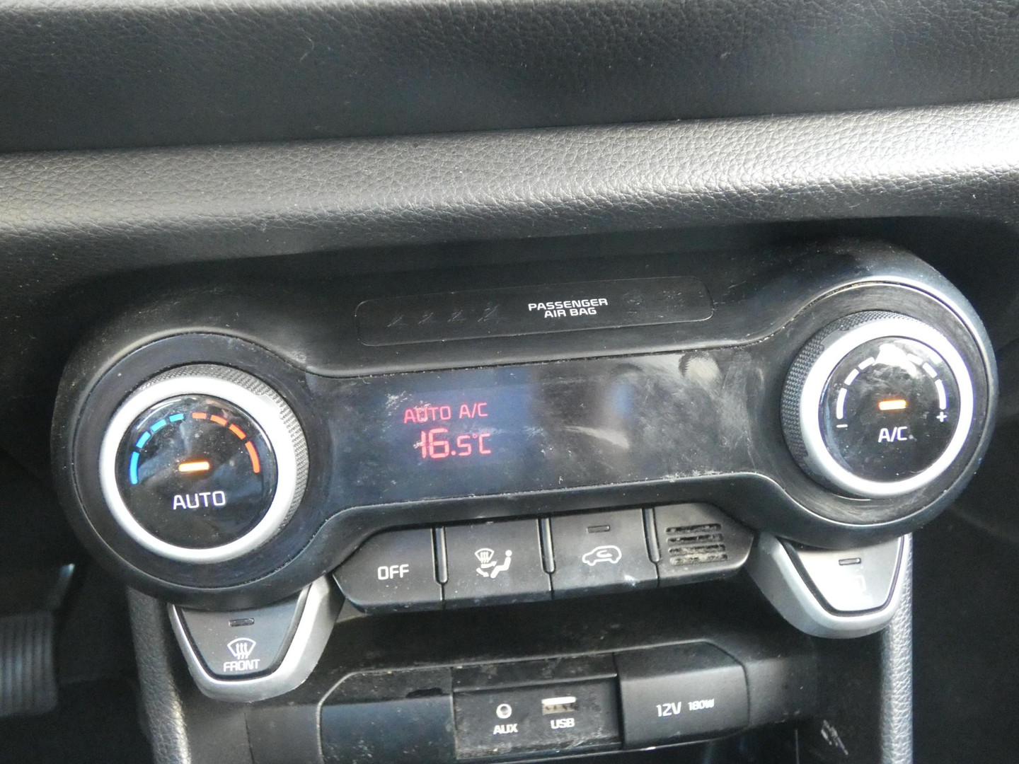 Kia Kia
