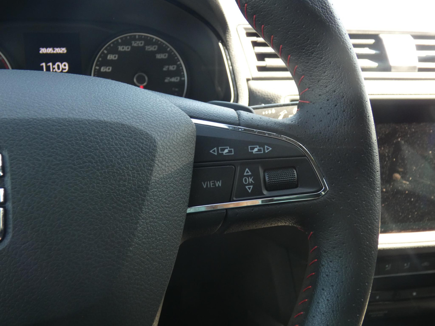 SEAT SEAT