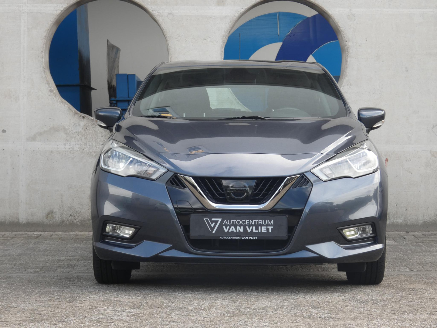 Nissan Nissan