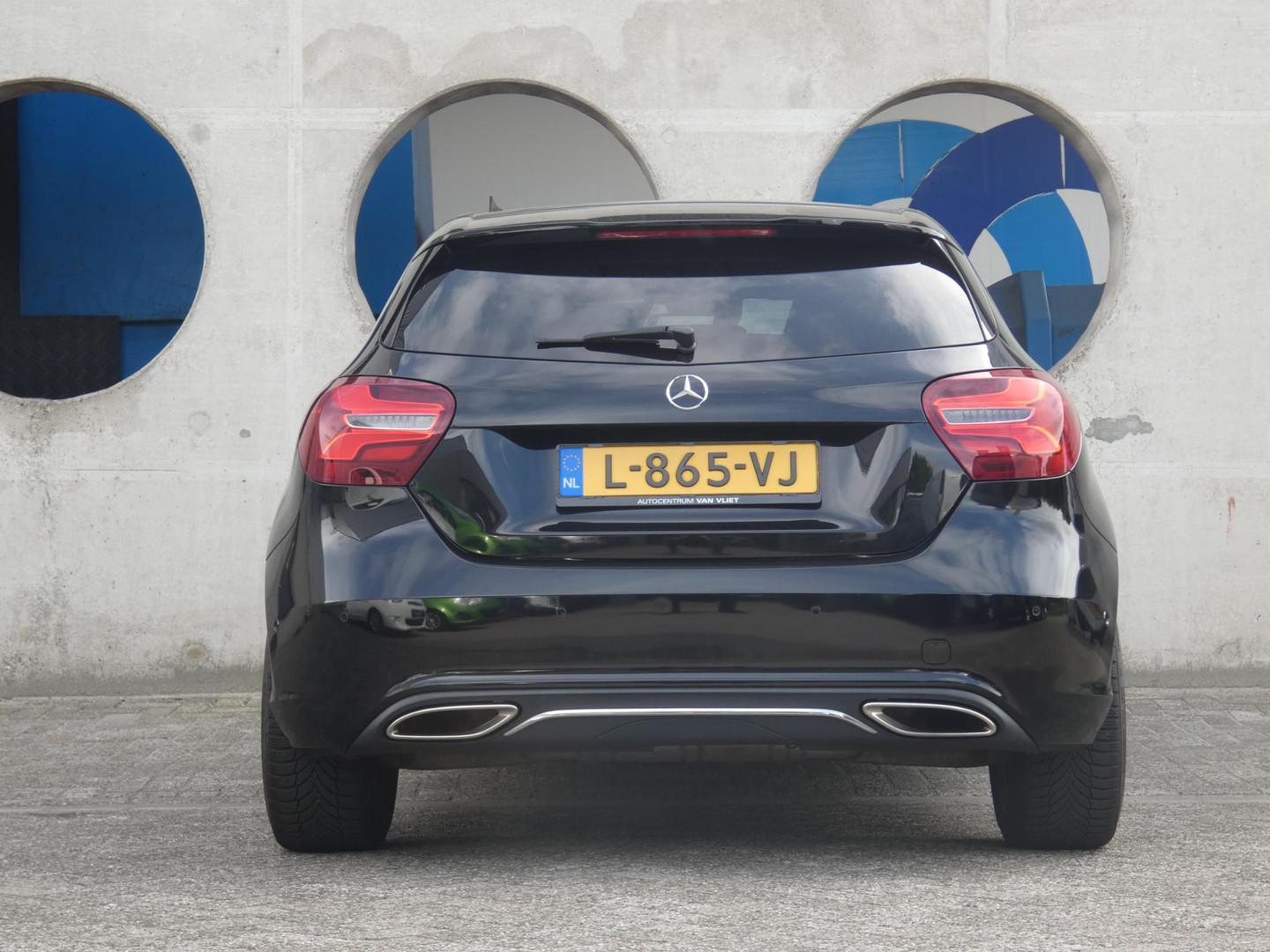 Mercedes-Benz Mercedes-Benz