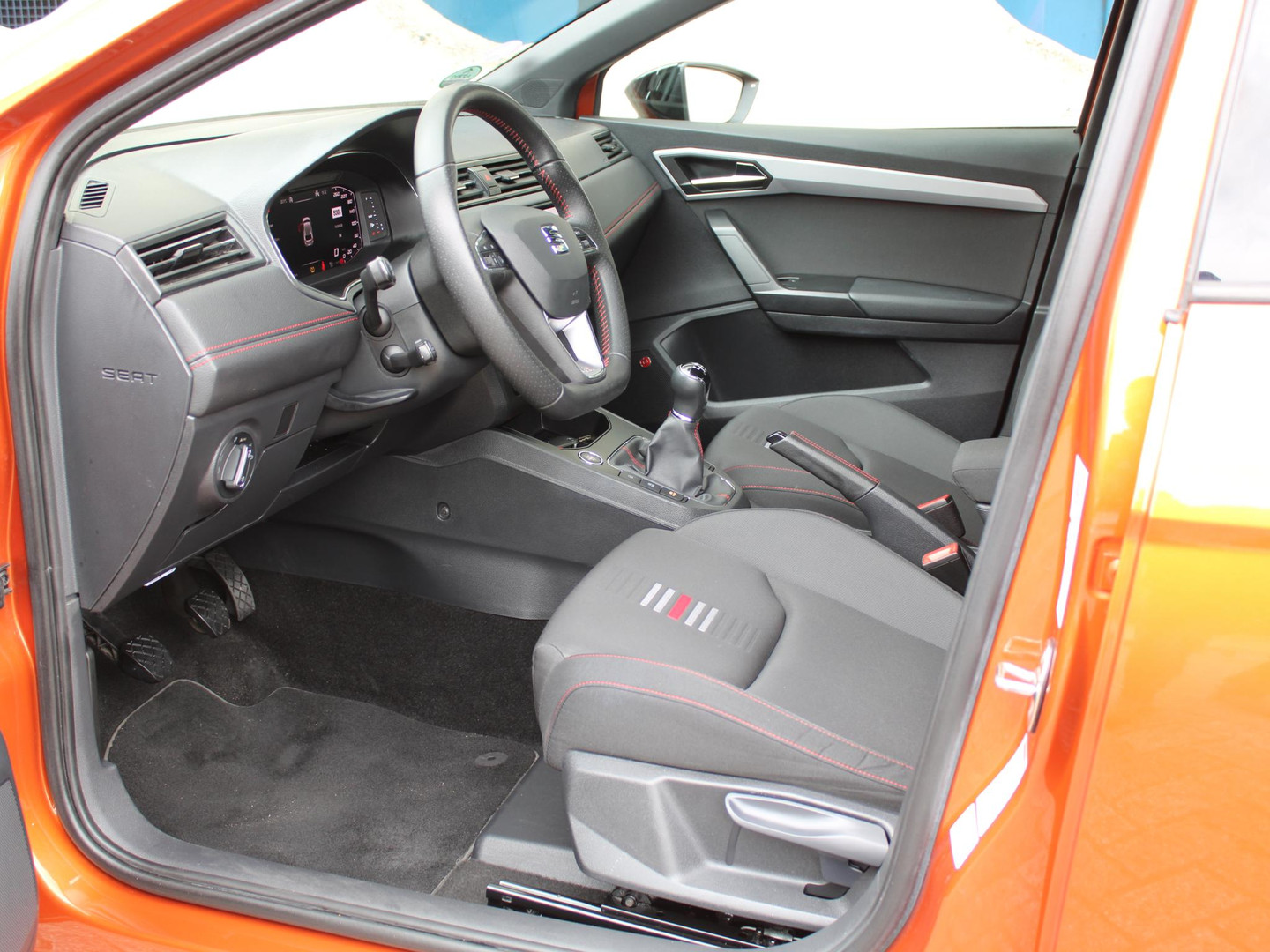SEAT SEAT