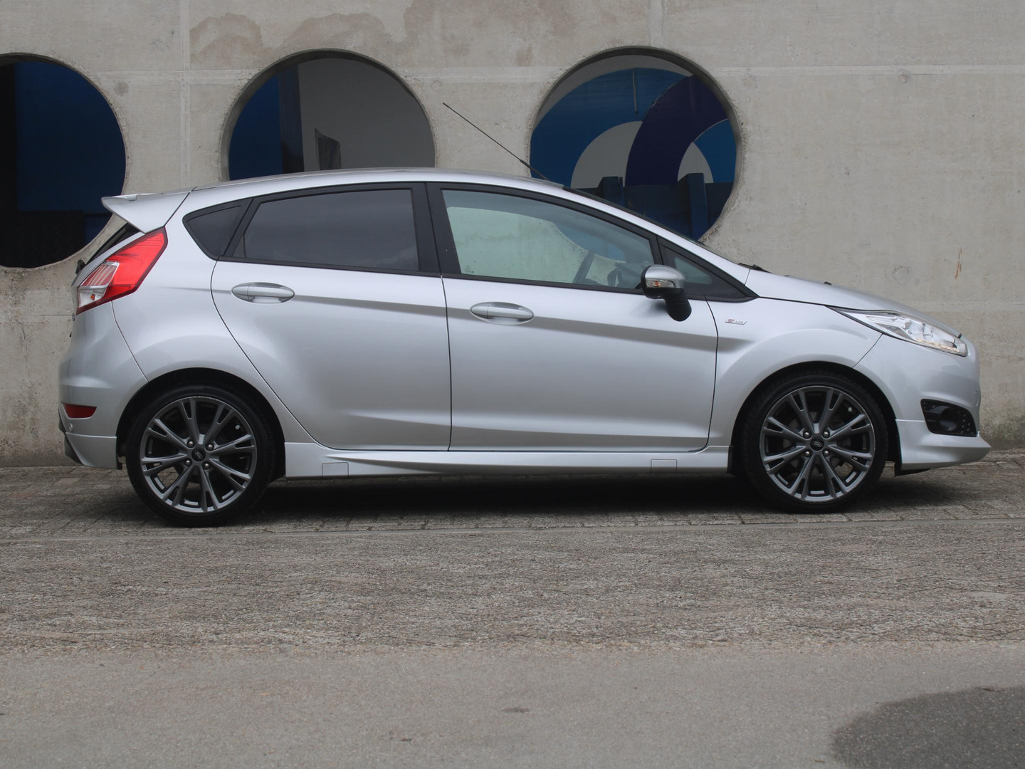Ford Ford